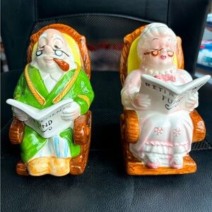 VINTAGE LEFTON CHINA JAPAN COIN BANKS ROCKING GRANDMA & GRANDPA RETIREMENT FUND